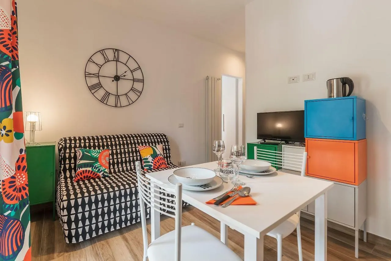 Pyramid Lovely Apartment With Garden Rome Italy